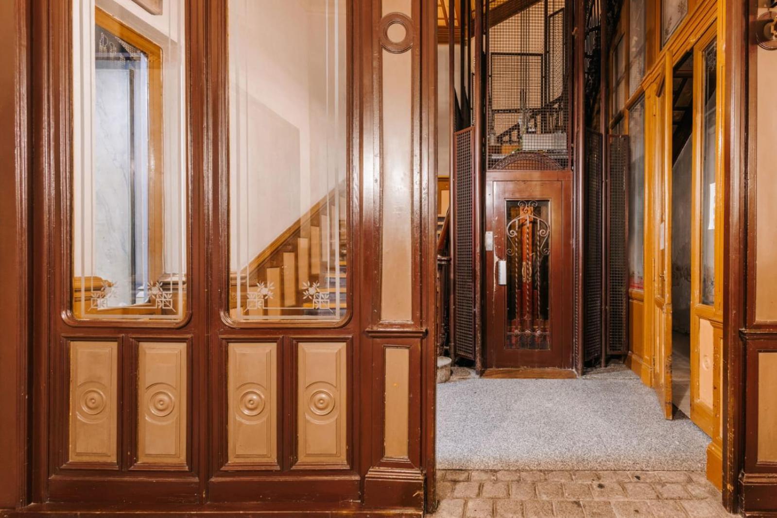 Stunning Apartment Near Gran Via Metro — Fotos 3